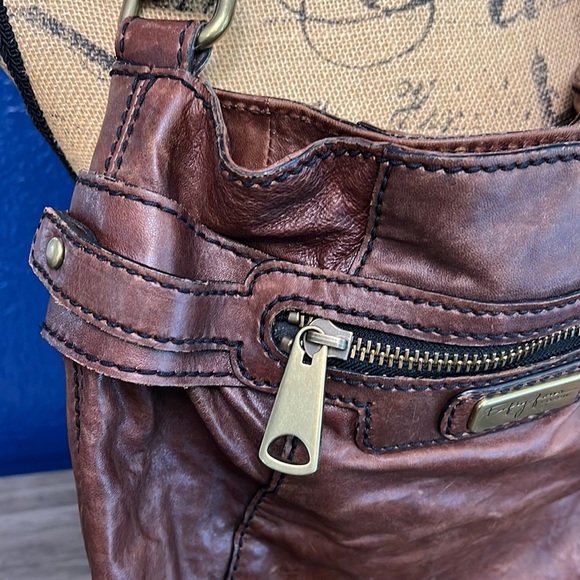 FOSSIL “ FIFTY FOUR” BROWN LEATHER SHOULDER BAG - Picture 2 of 16